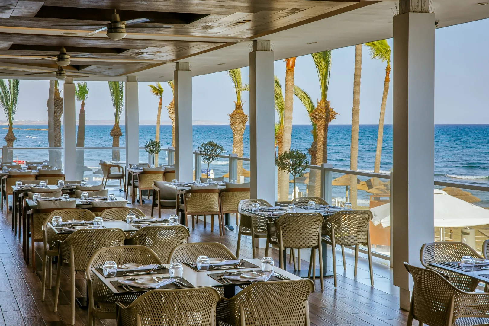 Yacht Club Restaurant