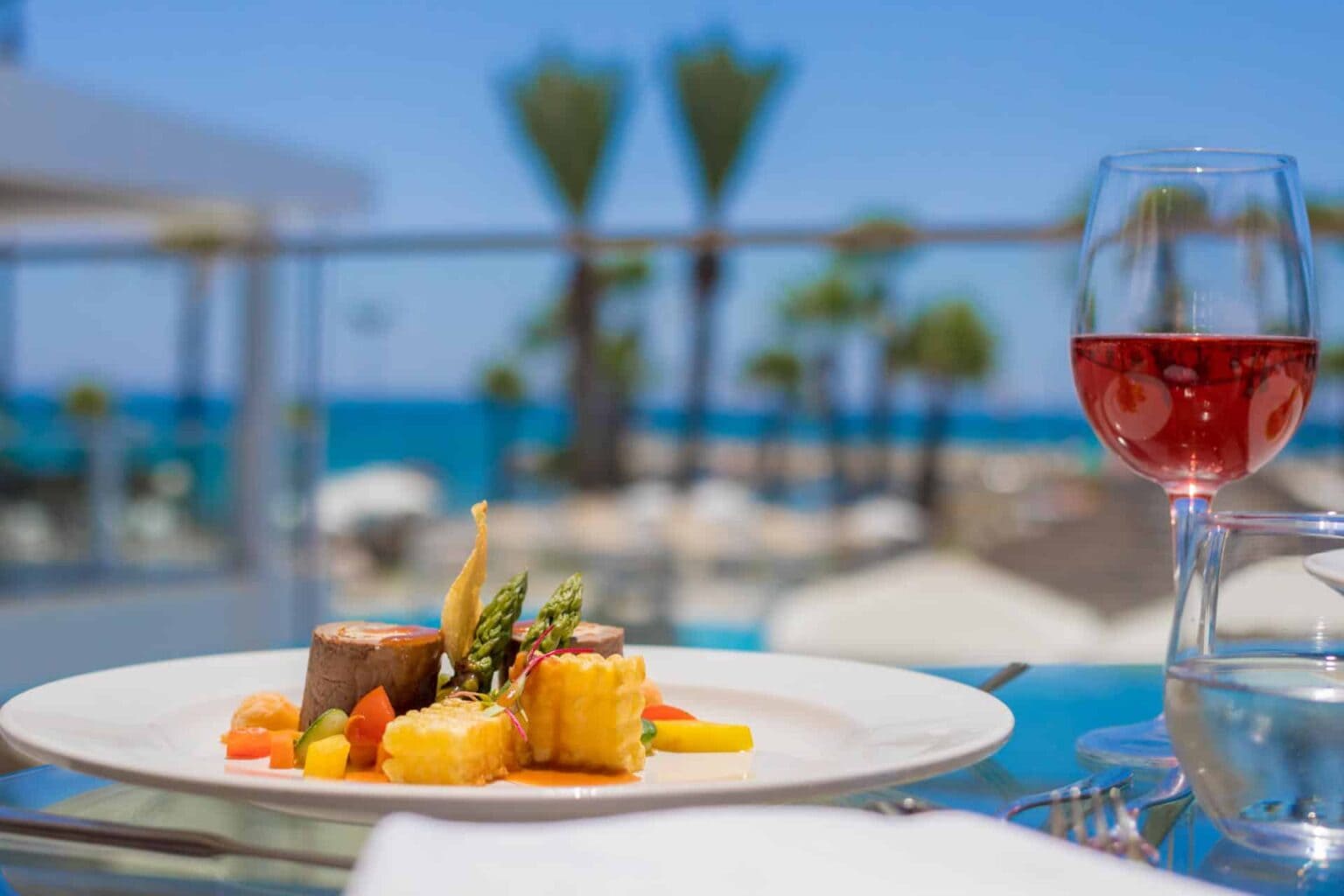 Golden Bay Beach Hotel 5 star Luxury Hotel in Larnaca, Cyprus