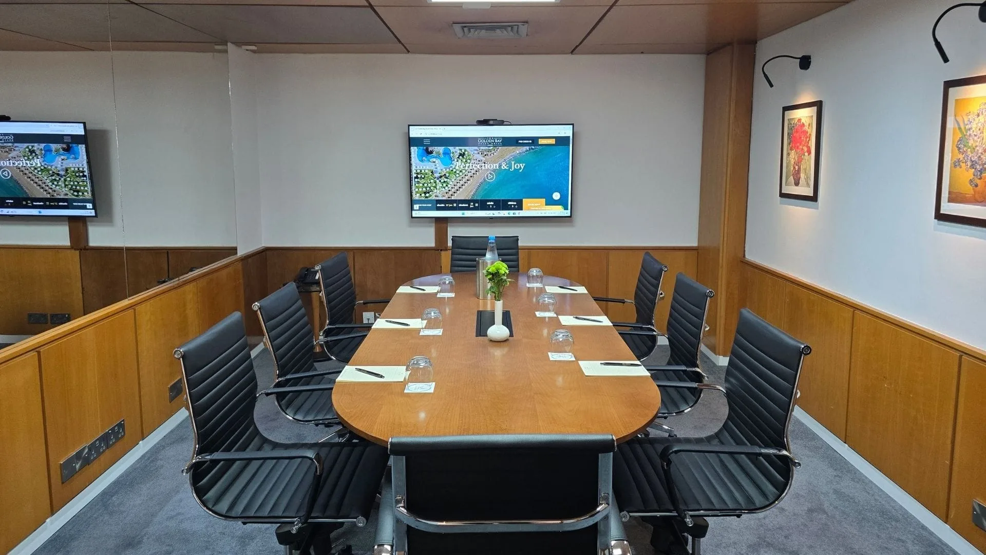 Business Center